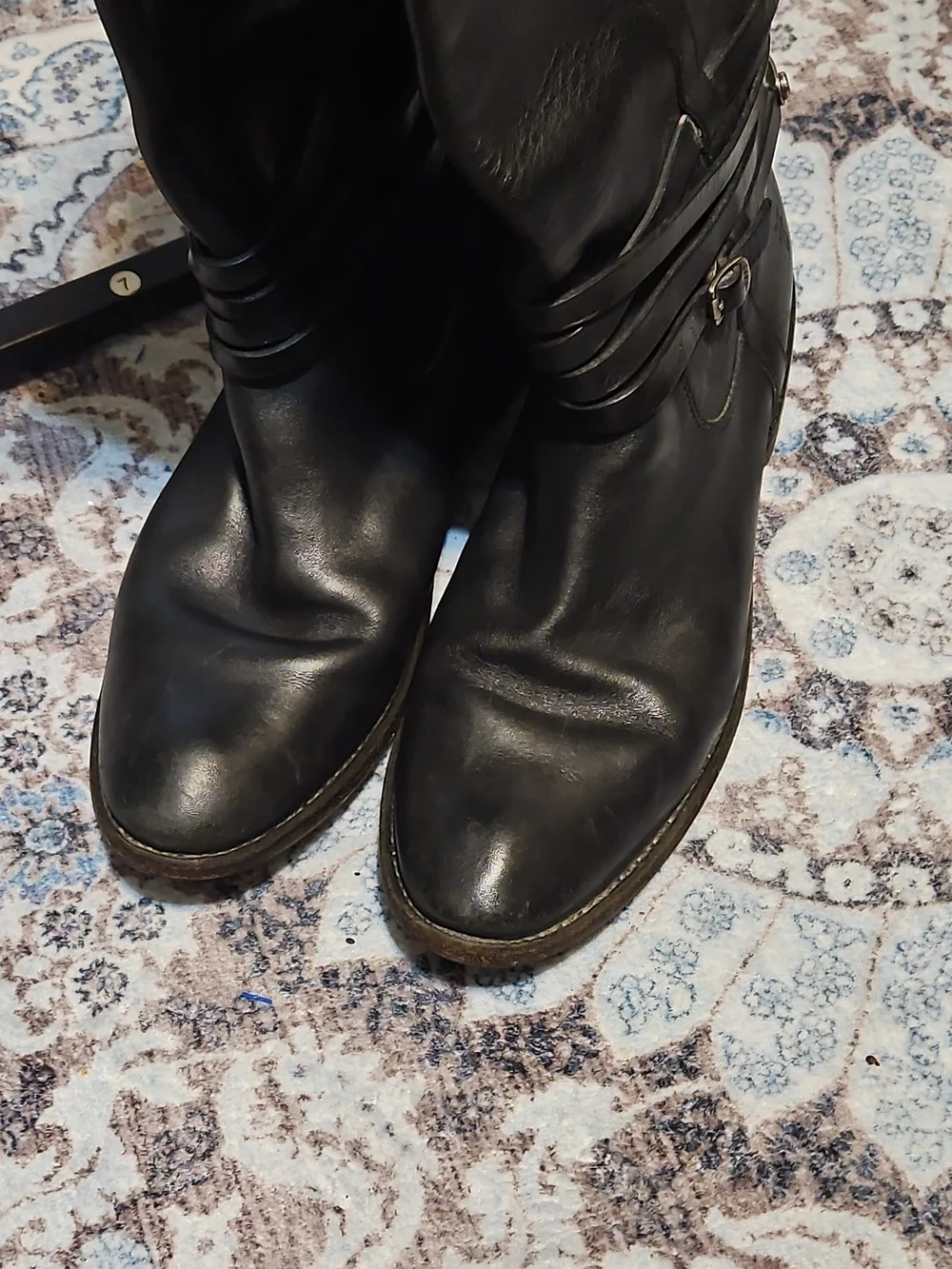 FRYE AND CO. Black Leather Knee-High Heeled Boots - Picture 4 of 16